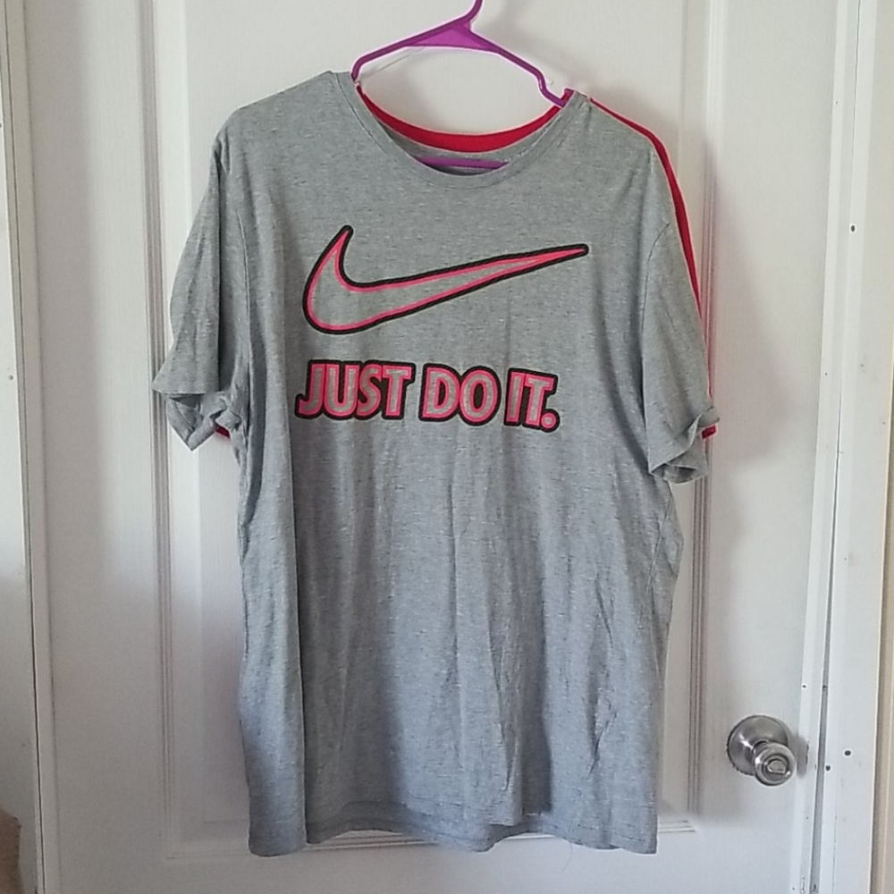 Mens xl Nike tshirts